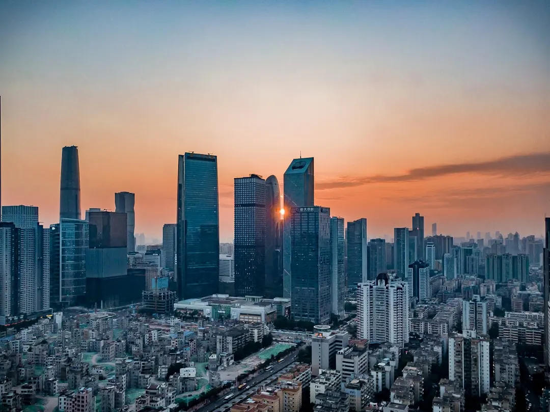 上海日用百货批发市场2025年供需趋势与选品策略分析